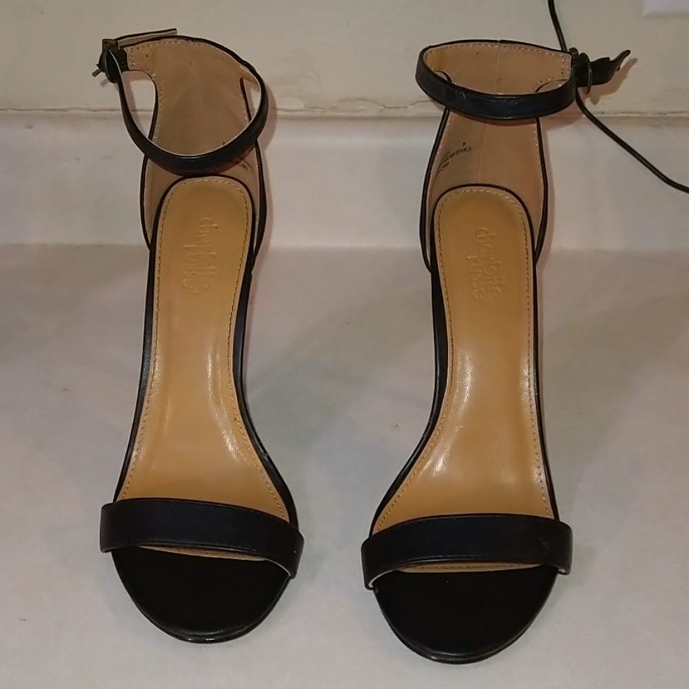 Charlotte Russe size 8 black heels